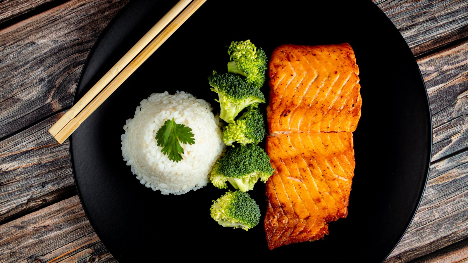 Salmon and broccoli